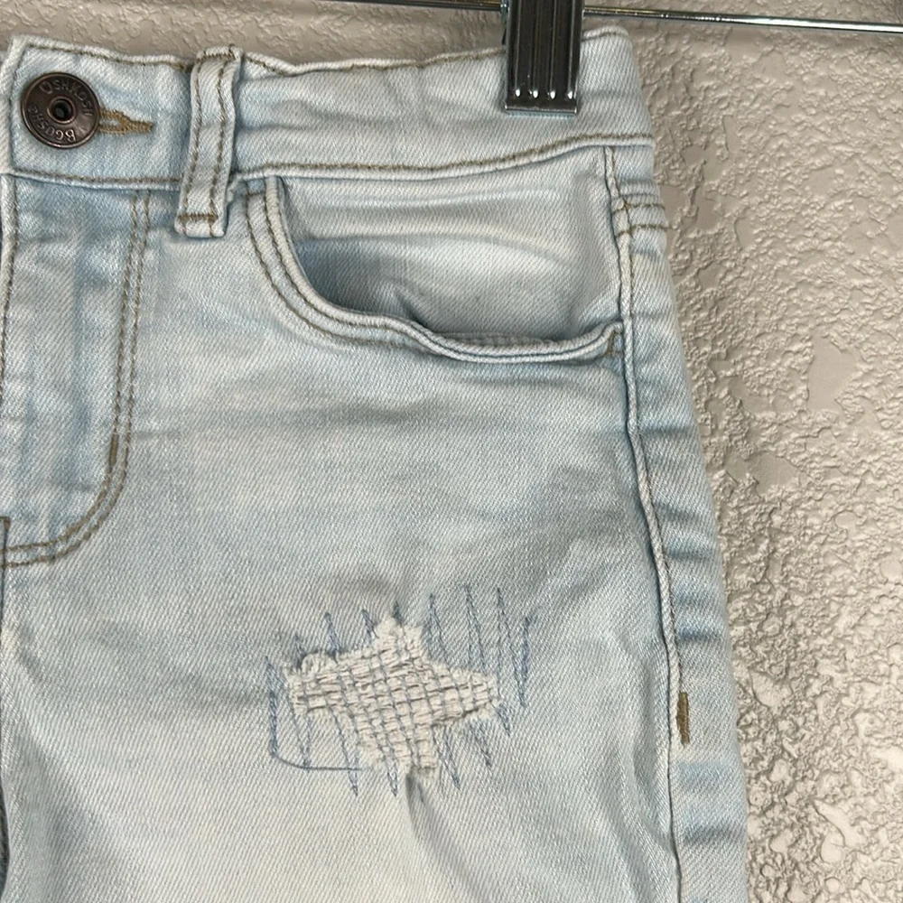 OshKosh B'gosh Girl's Light Wash Distressed Summer Jean Shorts Size‎ 6/6X